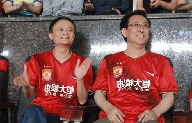 武汉三镇俱乐部：投资人停止资金LD乐动体育注入引发中国足球危机！(图6)